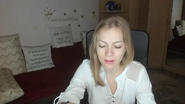 Snapshot of Tiffany_Bates chatting on 30, 10, 2025 Tiffany Bates online show from 30, 10, 2025