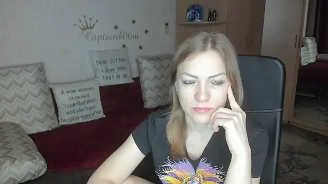 Snapshot of Tiffany_Bates chatting on 19, 11, 2025 Tiffany Bates online show from 19, 11, 2025