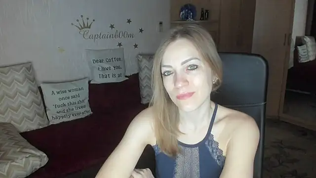 Snapshot of Tiffany_Bates chatting on 2, 12, 2025 Tiffany Bates online show from 2, 12, 2025