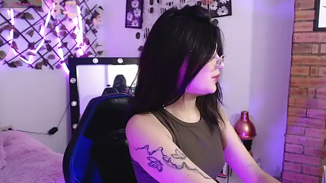 isa bunny18 online show from 8, 10, 2025