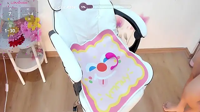 Snapshot of _itsyumi_ chatting on 17, 11, 2025 itsyumi online show from 17, 11, 2025