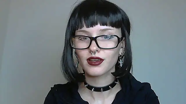 Snapshot of Paradoxy_ chatting on 26, 10, 2025 Paradoxy online show from 26, 10, 2025