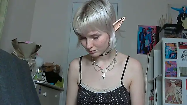 Snapshot of Paradoxy_ chatting on 30, 11, 2025 Paradoxy online show from 30, 11, 2025