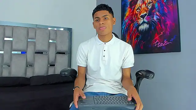 Snapshot of paull_cassidy chatting on 21, 11, 2025 paull cassidy online show from 21, 11, 2025