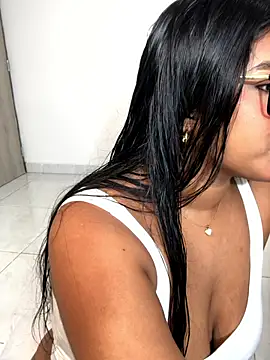 Snapshot of AnaBrowmn chatting on 7, 1, 2026 AnaBrowmn online show from 7, 1, 2026