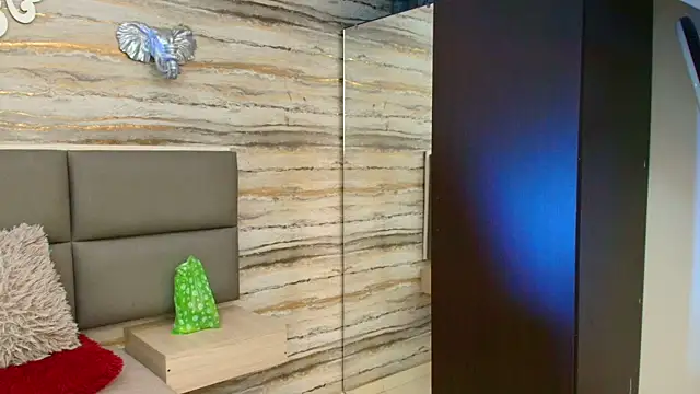 Lovers 21 online show from 3, 11, 2025