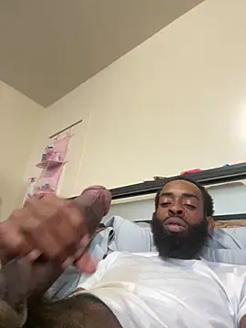 Snapshot of vaultclub chatting on 17, 10, 2025 vaultclub online show from 17, 10, 2025