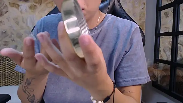 Snapshot of RousseGil_ chatting on 14, 10, 2025 RousseGil online show from 14, 10, 2025