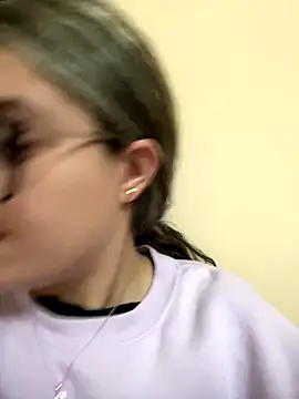 Snapshot of katiaa_lovv chatting on 7, 1, 2026 katiaa lovv online show from 7, 1, 2026