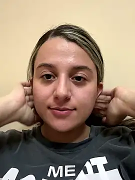 Snapshot of katiaa_lovv chatting on 13, 1, 2026 katiaa lovv online show from 13, 1, 2026