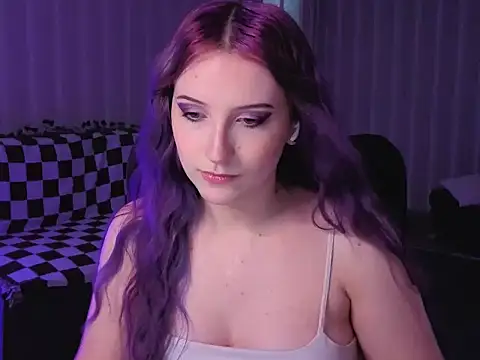 violet-siren-x online show from 15, 7, 2026