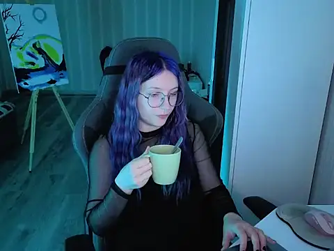 violet-siren-x online show from 7, 8, 2026