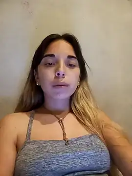 Snapshot of CrisHot202 chatting on 2, 10, 2025 CrisHot202 online show from 2, 10, 2025