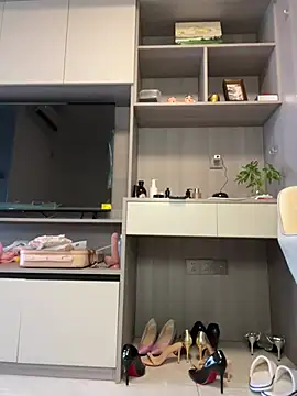 POS001 online show from 7, 2, 2026