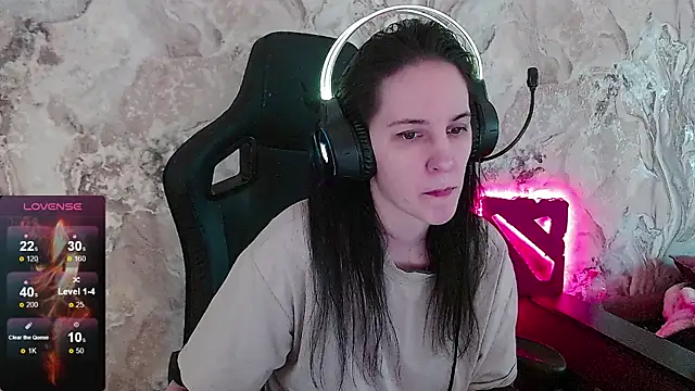 Irwi Tomboy online show from 18, 4, 2026