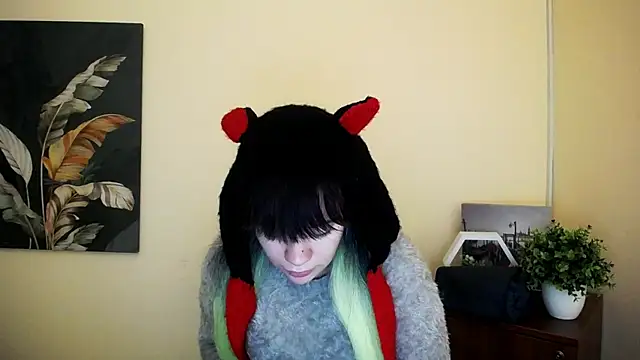 Snapshot of Dream_Caster_ chatting on 14, 10, 2025 Dream Caster online show from 14, 10, 2025