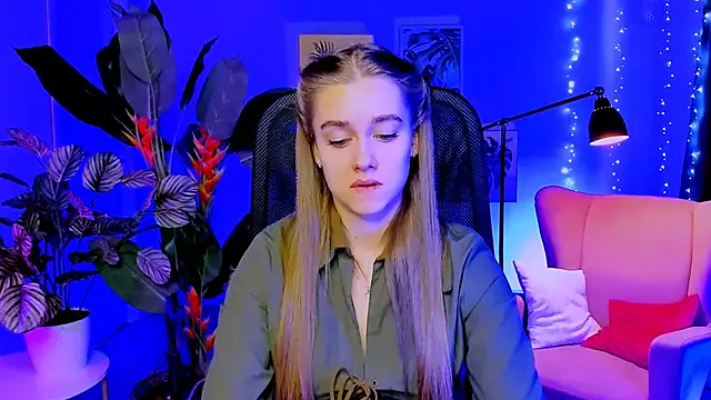 JuneWoods online show from 3, 3, 2026