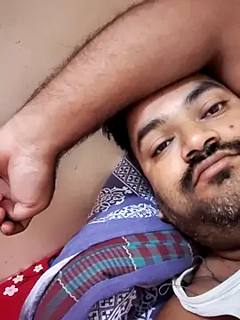 Snapshot of desiyouth94 chatting on 4, 11, 2025 desiyouth94 online show from 4, 11, 2025