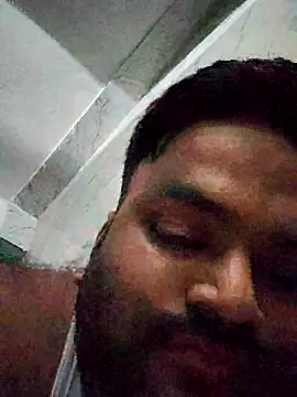 Snapshot of desiyouth94 chatting on 5, 11, 2025 desiyouth94 online show from 5, 11, 2025