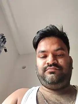 Snapshot of desiyouth94 chatting on 7, 11, 2025 desiyouth94 online show from 7, 11, 2025