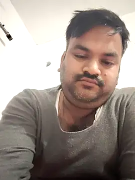 Snapshot of desiyouth94 chatting on 21, 11, 2025 desiyouth94 online show from 21, 11, 2025