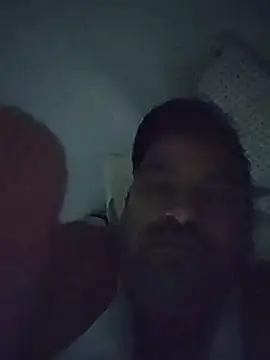 Snapshot of desiyouth94 chatting on 4, 12, 2025 desiyouth94 online show from 4, 12, 2025