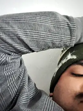 Snapshot of desiyouth94 chatting on 19, 12, 2025 desiyouth94 online show from 19, 12, 2025