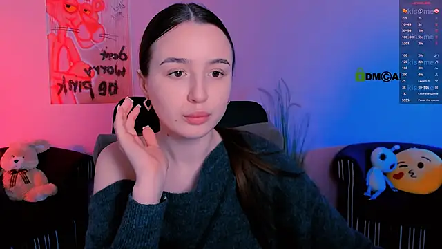 Snapshot of leslie_bird chatting on 23, 11, 2025 leslie bird online show from 23, 11, 2025