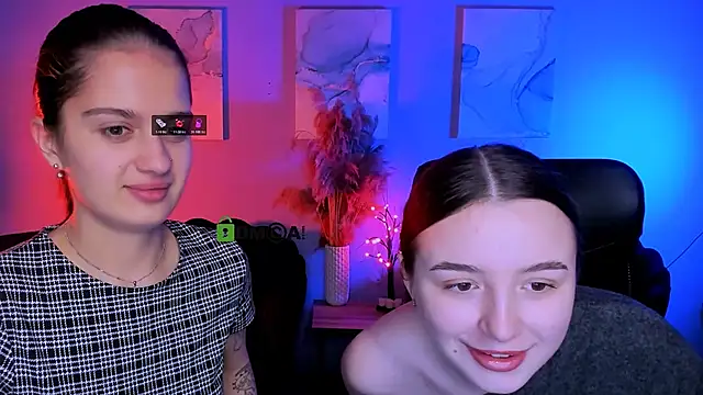 Snapshot of leslie_bird chatting on 3, 12, 2025 leslie bird online show from 3, 12, 2025