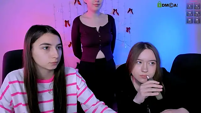 Snapshot of leslie_bird chatting on 15, 1, 2026 leslie bird online show from 15, 1, 2026