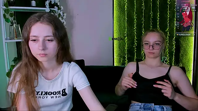 Snapshot of rebecca_smile chatting on 30, 6, 2026 rebecca smile online show from 30, 6, 2026
