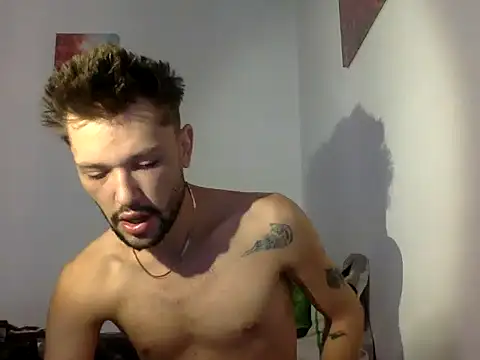 Snapshot of babykriss chatting on 8, 10, 2025 babykriss online show from 8, 10, 2025