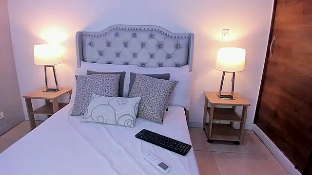 yen lo  online show from 1, 11, 2025