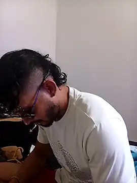 Snapshot of kingbickcockDn chatting on 14, 10, 2025 kingbickcockDn online show from 14, 10, 2025