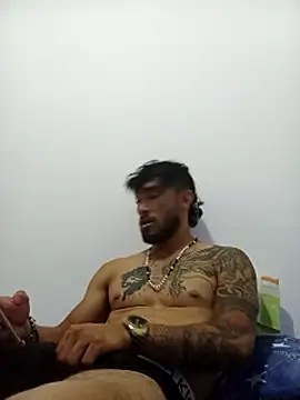 Snapshot of kingbickcockDn chatting on 2, 11, 2025 kingbickcockDn online show from 2, 11, 2025