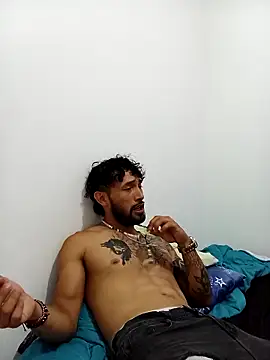 Snapshot of kingbickcockDn chatting on 4, 11, 2025 kingbickcockDn online show from 4, 11, 2025