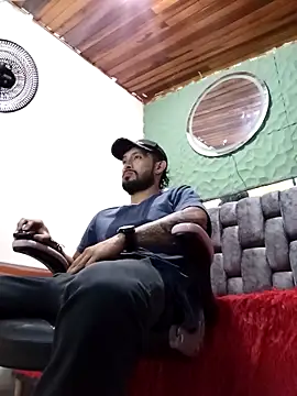 Snapshot of kingbickcockDn chatting on 10, 11, 2025 kingbickcockDn online show from 10, 11, 2025