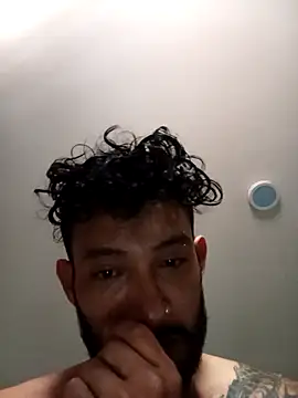 Snapshot of kingbickcockDn chatting on 11, 11, 2025 kingbickcockDn online show from 11, 11, 2025