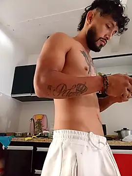 Snapshot of kingbickcockDn chatting on 16, 11, 2025 kingbickcockDn online show from 16, 11, 2025