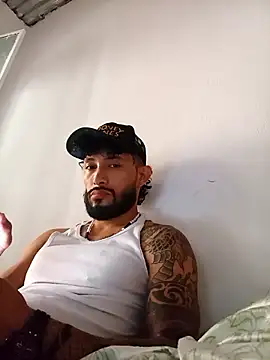 Snapshot of kingbickcockDn chatting on 26, 11, 2025 kingbickcockDn online show from 26, 11, 2025