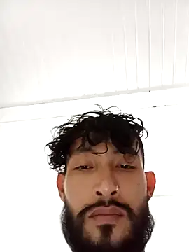 Snapshot of kingbickcockDn chatting on 28, 11, 2025 kingbickcockDn online show from 28, 11, 2025