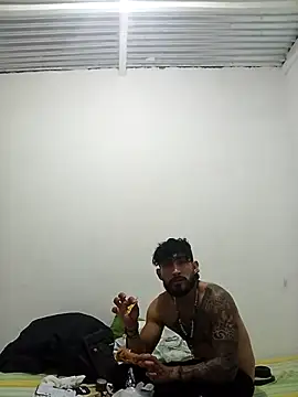 Snapshot of kingbickcockDn chatting on 1, 12, 2025 kingbickcockDn online show from 1, 12, 2025