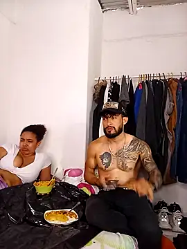 Snapshot of kingbickcockDn chatting on 3, 12, 2025 kingbickcockDn online show from 3, 12, 2025