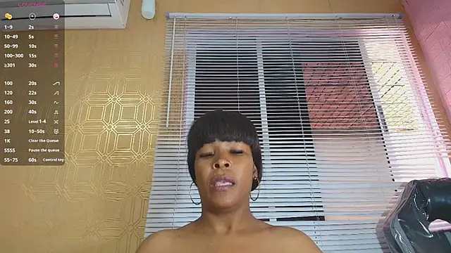 Snapshot of Layla_lell chatting on 13, 5, 2026 Layla lell online show from 13, 5, 2026
