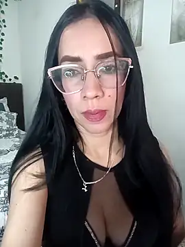 YaraDuartee online show from 2, 3, 2026