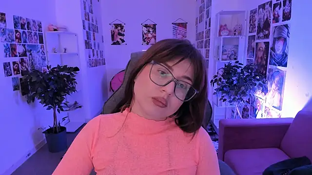 FameyBlum online show from 17, 10, 2025