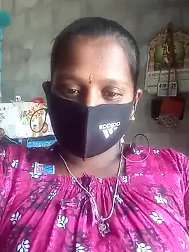 Snapshot of Tamil_Hot_Sandy chatting on 5, 10, 2025 Tamil Hot Sandy online show from 5, 10, 2025