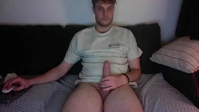 Snapshot of bangzrr3 chatting on 12, 10, 2025 bangzrr3 online show from 12, 10, 2025