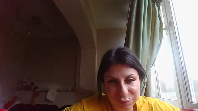 Snapshot of QueenMomyS chatting on 27, 10, 2025 QueenMomyS online show from 27, 10, 2025