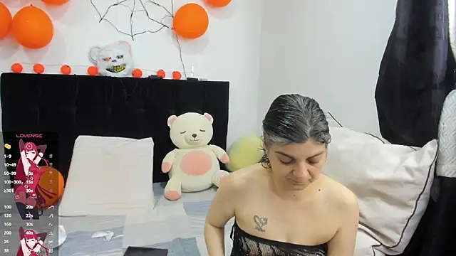 Yin yang hot online show from 25, 10, 2025